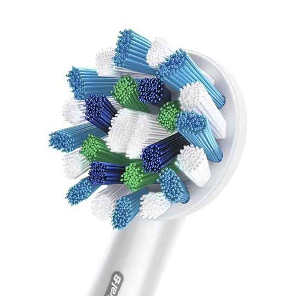 Сменные насадки Oral-B Cross Action EB50 (3 шт.) для зубной щетки Сменные насадки Oral-B Cross Action EB50 (3 шт.) для зубной щетки