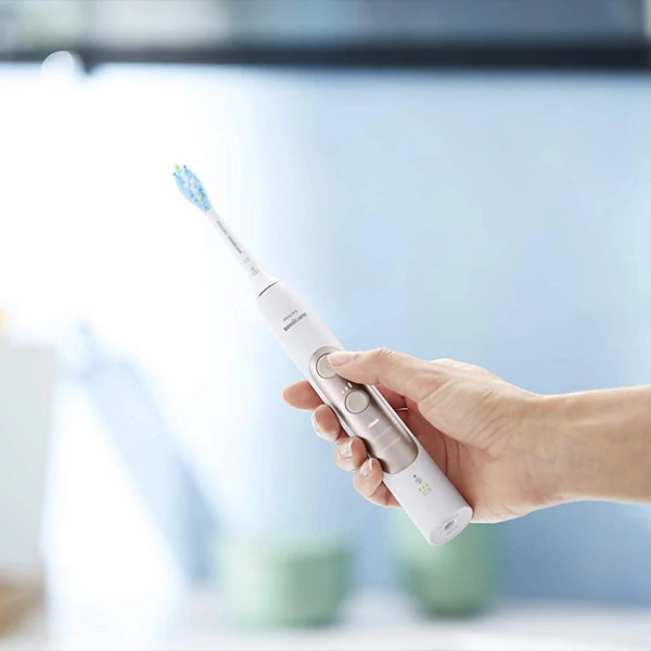Зубная щетка Philips Sonicare 7300 HX9601/03 ExpertClean ЕС