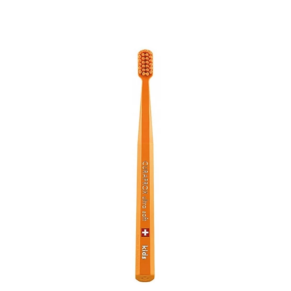 Мануальная зубная щетка CURAPROX CS 5500 Kids Ultra Soft для детей 4-12 лет (F) ЕС