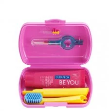 Дорожный набор Curaprox Be you Pink: Мануальная зубная щетка CS 5460 + Зубная паста Be you джин-тоник (10 мл.)