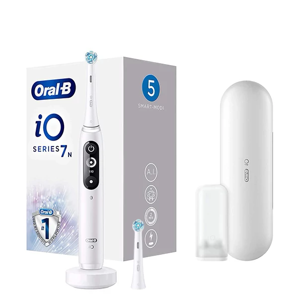Электрическая зубная щетка Oral-B iO 7N (iOM7.1A1.1BD) White Alabaster (2 нас.)