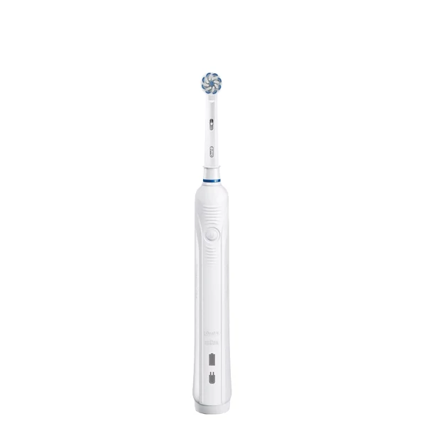 Зубная щетка Oral-B D16 UltraThin Junior 6+